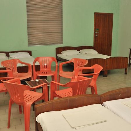 Valli Hotel タンジャーヴール エクステリア 写真